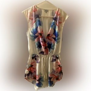Tobi floral romper